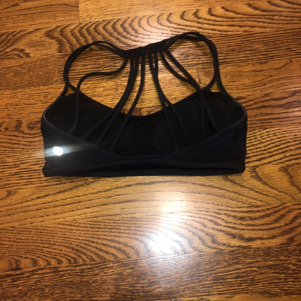 Lululemon bra - Picture 3 of 4